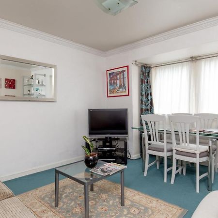 Joivy Chic Apartment In The Heart Of The Royal Mile Edinburgh Exterior photo