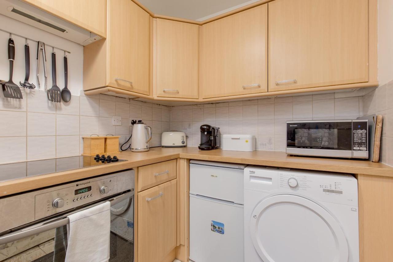 Joivy Chic Apartment In The Heart Of The Royal Mile Edinburgh Exterior photo