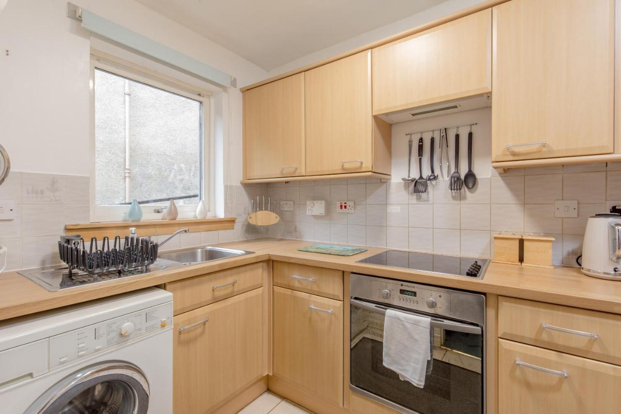 Joivy Chic Apartment In The Heart Of The Royal Mile Edinburgh Exterior photo